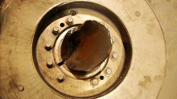 engine-damper-broken-heavy-duty-crank-snout